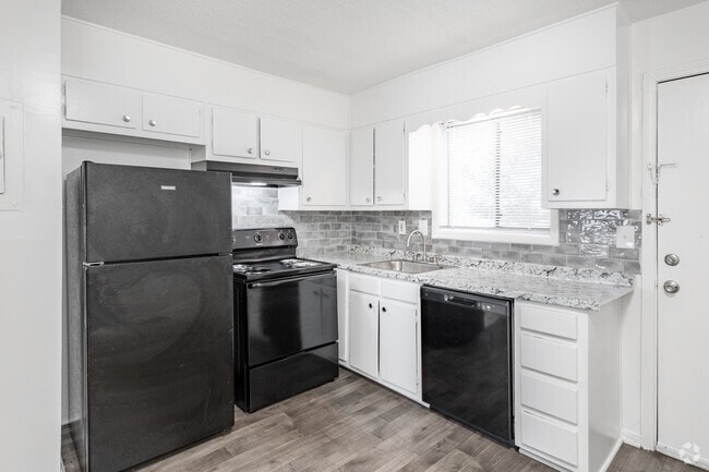 Interior Photo - Summit Grove Apartments