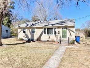 Building Photo - 17 Hoopes Rd