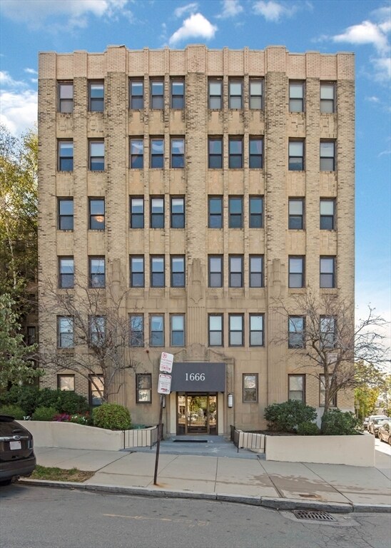 Foto del edificio - 1666 Commonwealth Ave