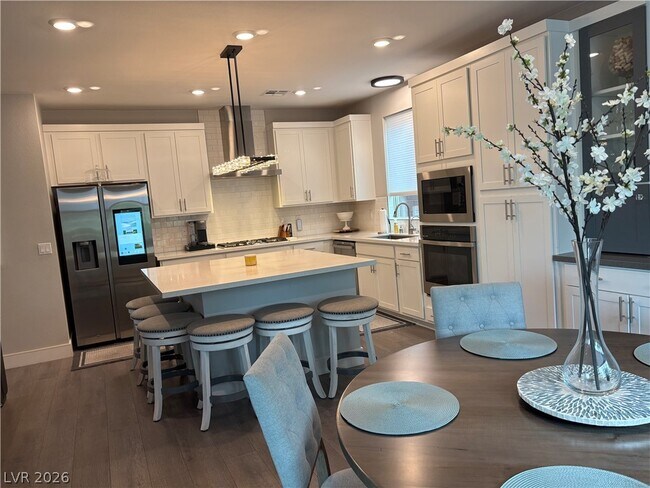 Foto del edificio - 7079 Garnet Crest Ct