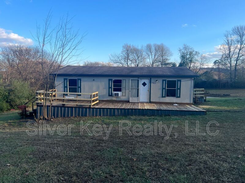 287 County Farm Rd, Madisonville, TN 37354 House Rental in