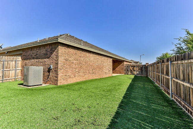 Building Photo - First full month's rent free! Luxury Living In Kelsey Park/Adjacent To New Cooper Central Elementary
