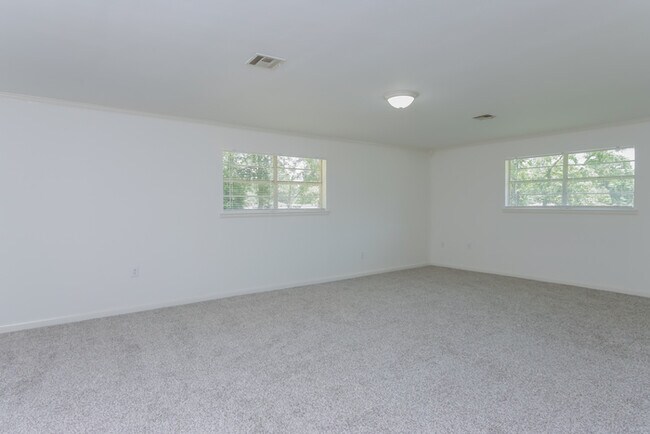 Foto del edificio - Charming 4 Bedroom in Prattville!