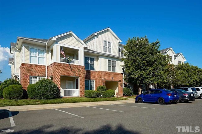 Foto del edificio - 3 br, 2.5 bath Condo - 632 Waterford Lake Dr