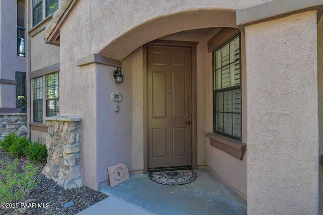 Foto del edificio - 1716 Alpine Meadows Ln