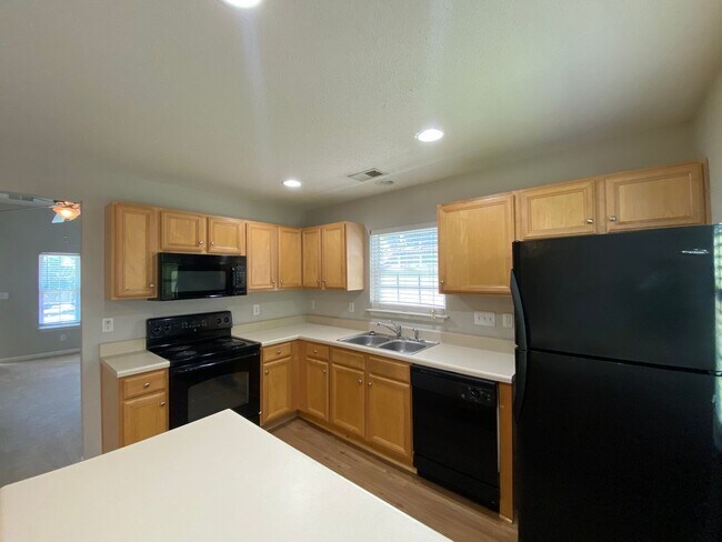 Foto del edificio - 3006 Kensington Pl