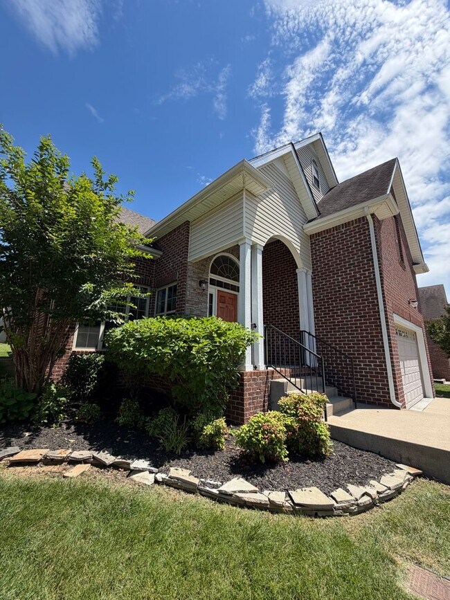 Foto del edificio - 266 Turnberry Circle