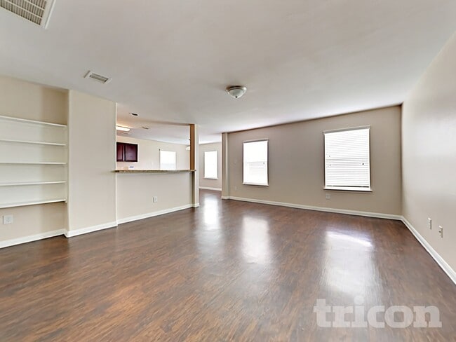 Foto del edificio - 21407 Jamals Way