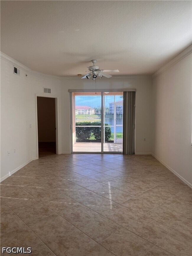 Building Photo - 8470 Kingbird Loop