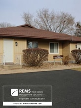 Building Photo - 200-202 Campus View Dr