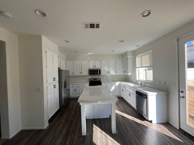 Foto del edificio - 11155 Picard Pl