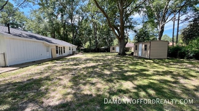 Building Photo - 144 Mackey Dr