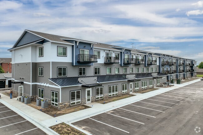 Building Photo - 1130 West Apartments