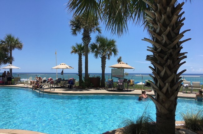 Foto del edificio - 15625 Front Beach Rd