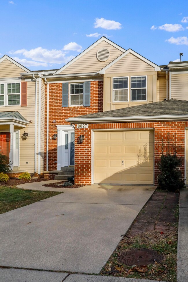 Driveway and Garage - 8027 Admiralty Pl