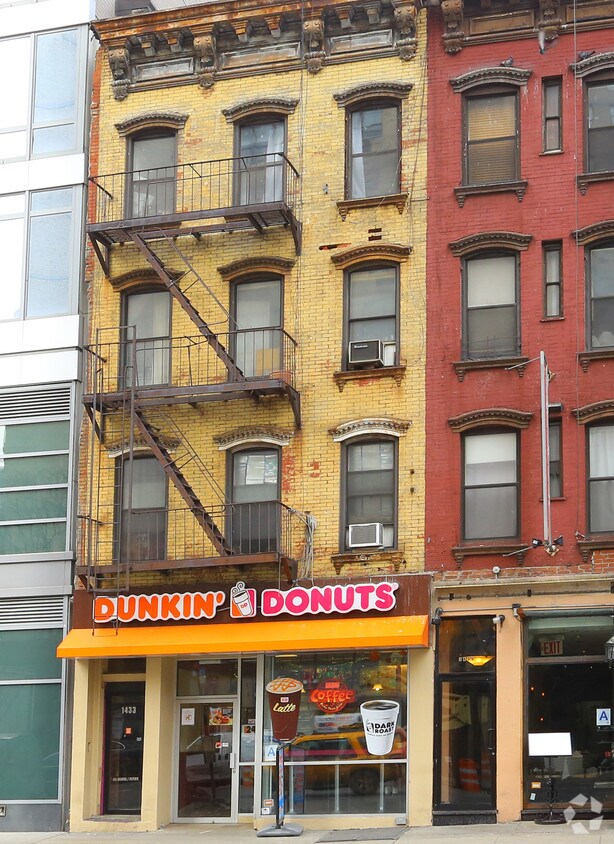 Primary Photo - 1433 2nd Ave