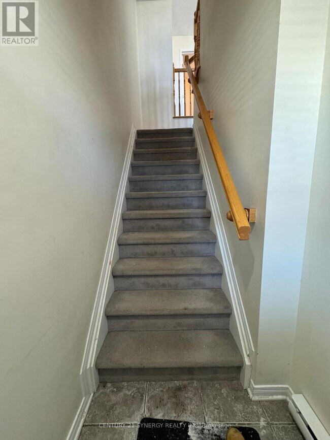 Photo du bâtiment - 280 Tivoli Private