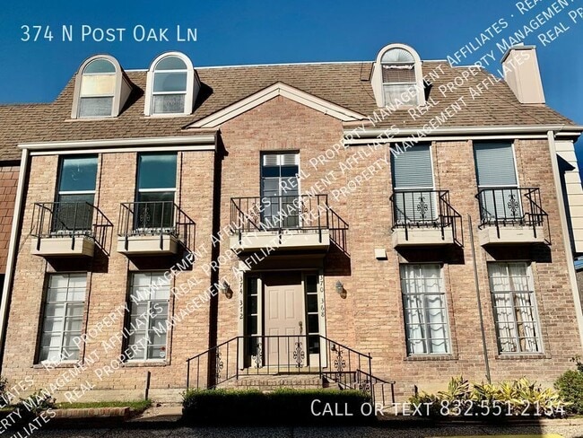 Photo - 374 N Post Oak Ln House