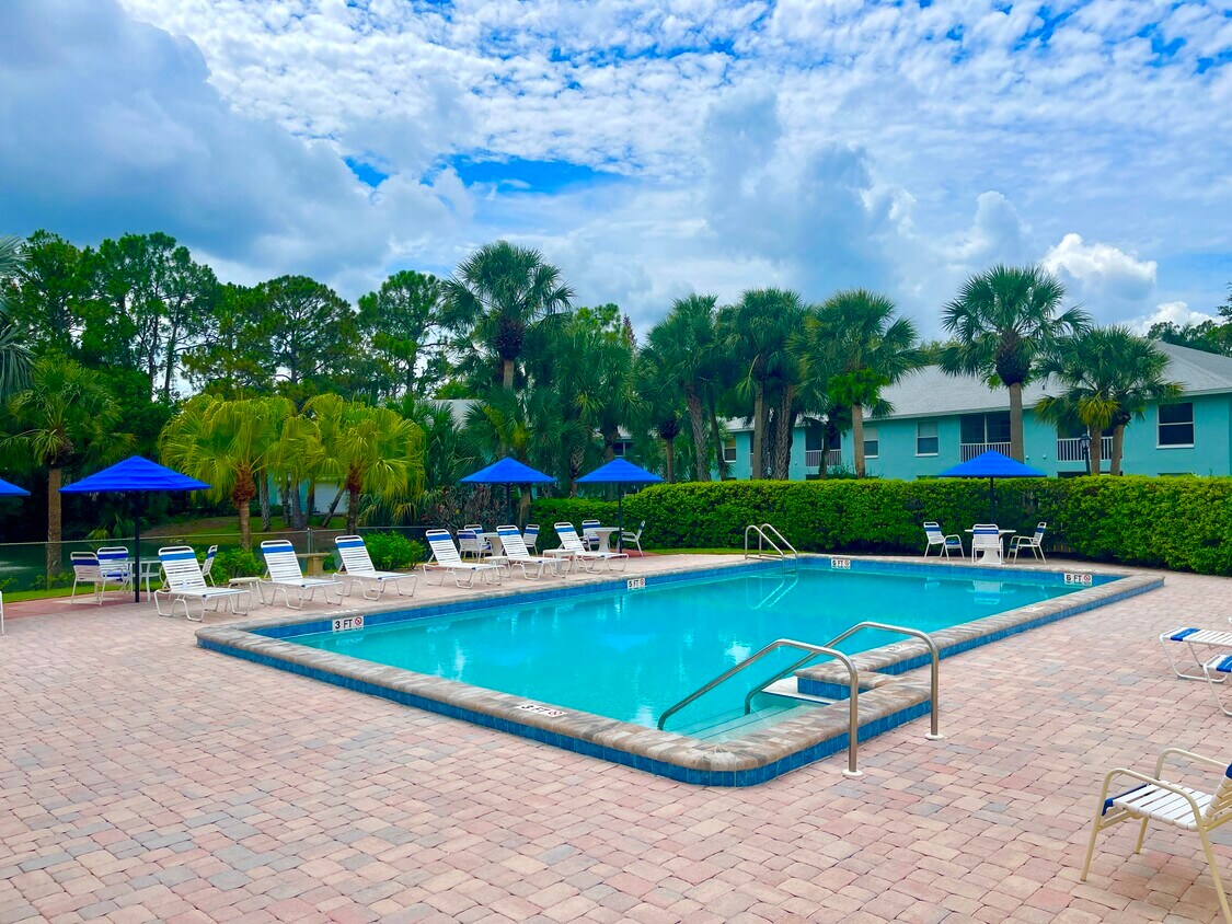 Foto del edificio - 28261 Pine Haven Way