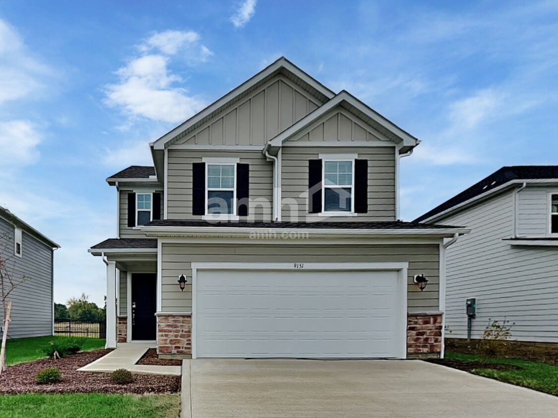 Foto principal - 9151 Henley Ave