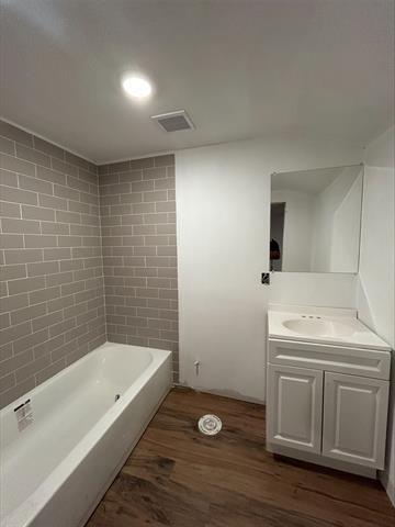 Foto del edificio - 318 E Shepherd St