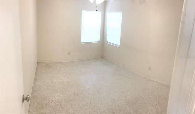 Building Photo - 1247 22nd Ave S