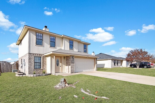 Building Photo - 303 Sumac Trail