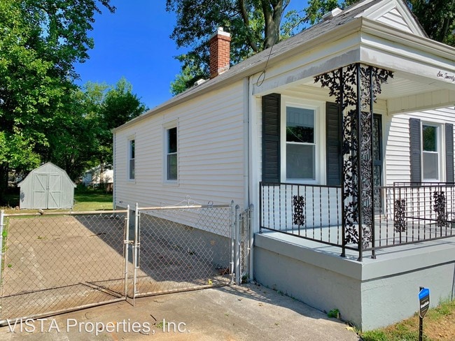Building Photo - 2 br, 1 bath House - 623 Gheens Ave.