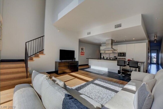 Foto del edificio - 2855 W Pebble Rd