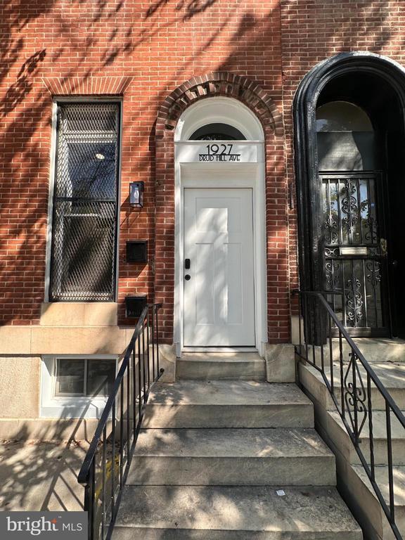 Foto del edificio - 1927 Druid Hill Ave