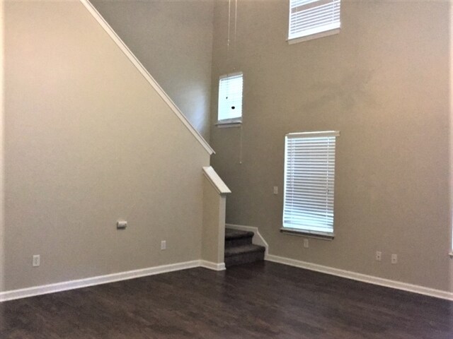 Foto del edificio - 122 Spring Lakes Dr