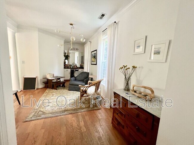 Foto del edificio - 5412 Holly Rd
