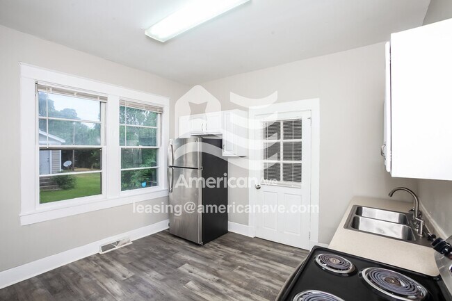 Foto del edificio - 465#B Poplar Street, 29180; #702461 - 702461