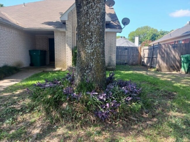 Foto del edificio - Very nice single family home in Cedar Hill