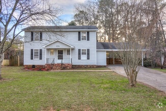 Building Photo - 2524 Springwood Dr