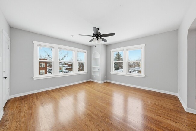 Building Photo - 5301 W Winona St