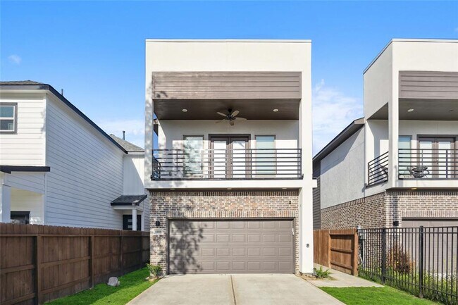 Building Photo - 8408 Safeguard St