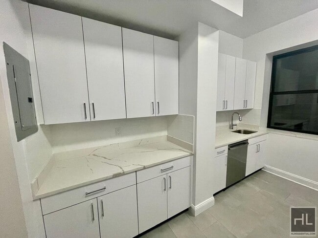 Building Photo - EAST 91 STREET