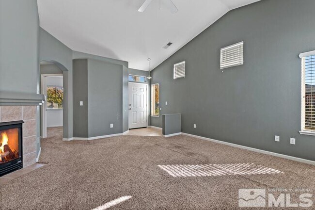 Building Photo - 1805 Badlands Dr