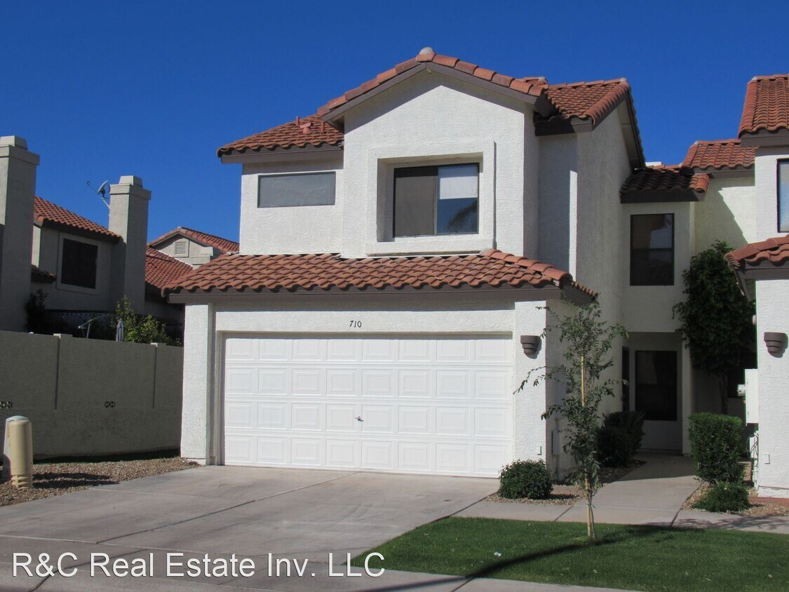 2 br, 2.5 bath House 710 S. Saint Martin... House Rental in Gilbert