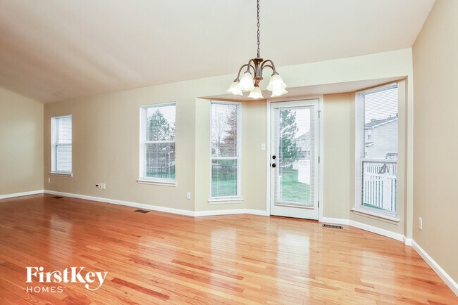 Building Photo - 966 Tilestone Dr