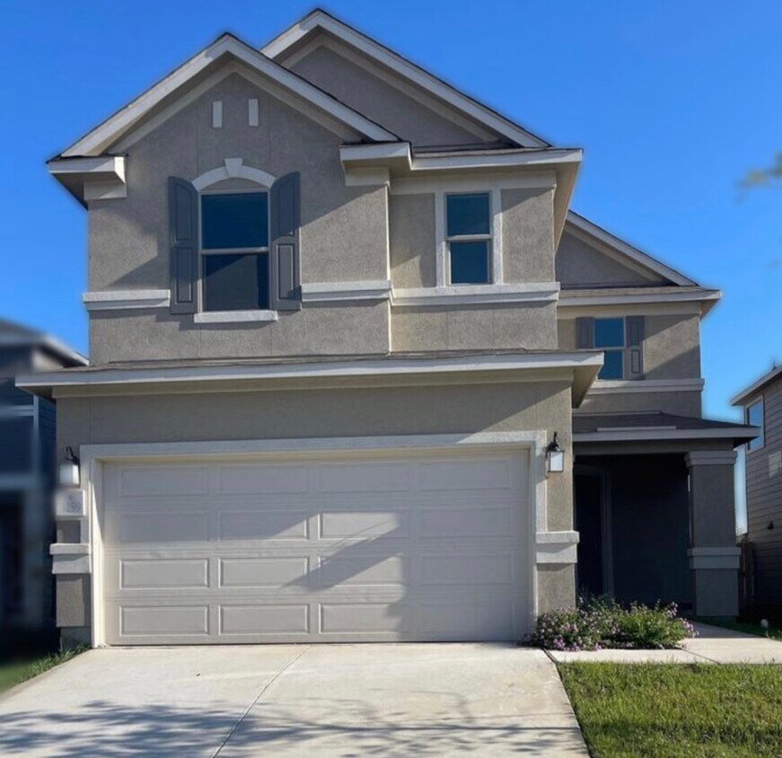 3259 Comanche Xing, San Antonio, TX 78224 Townhome Rentals in San