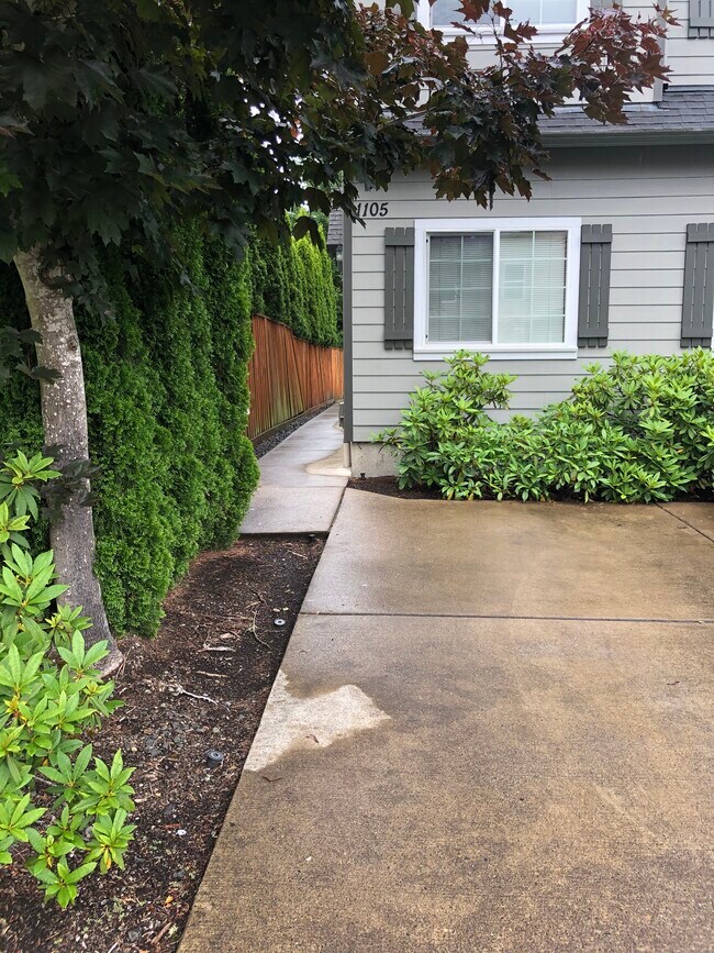 Foto del edificio - 1105 NW 27th St