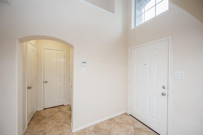 Building Photo - 8311 Silent Deep Dr