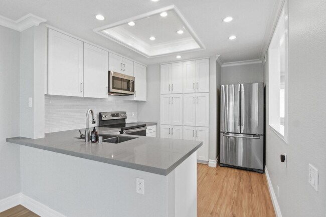 Foto del edificio - Recently renovated 3-bedroom 3 bath Laguna...