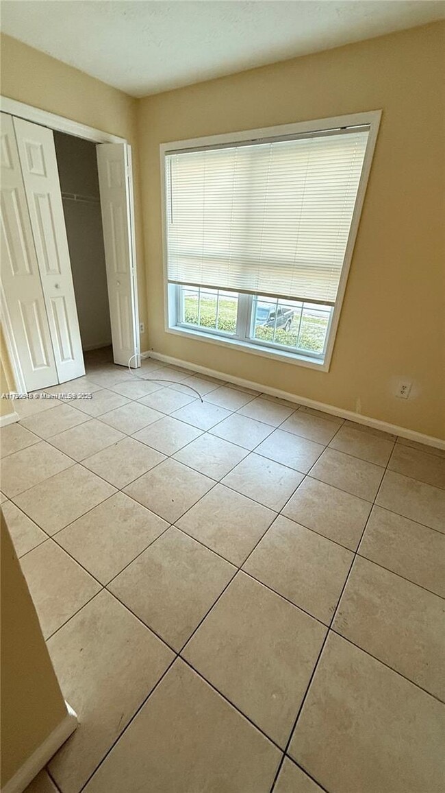Foto del edificio - 1604 SW 44th Ave