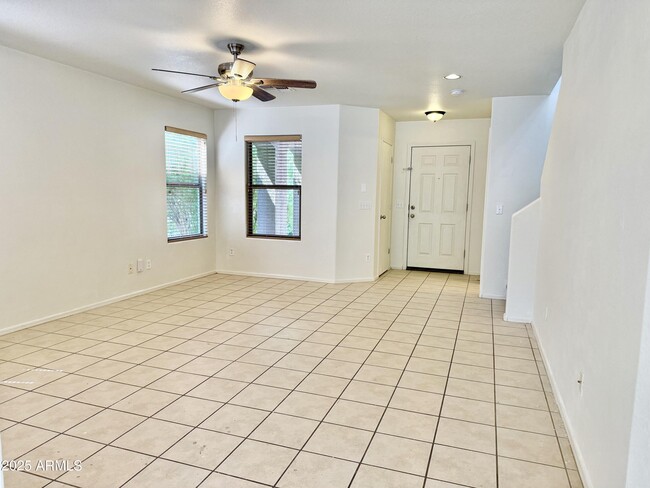 Foto del edificio - 17279 N 184th Dr