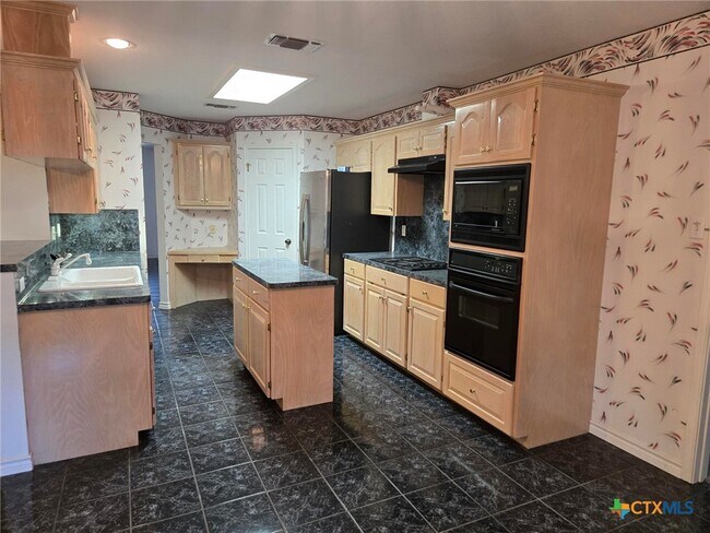 Foto del edificio - 120 Gardenridge Dr