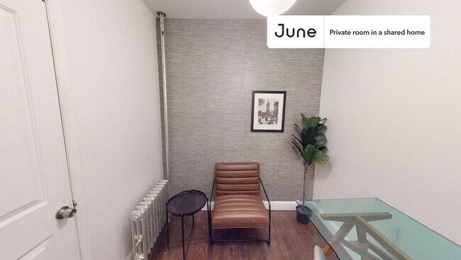 Foto del edificio - Room in Shared 3 bed/1 bath home in Prospect Heights