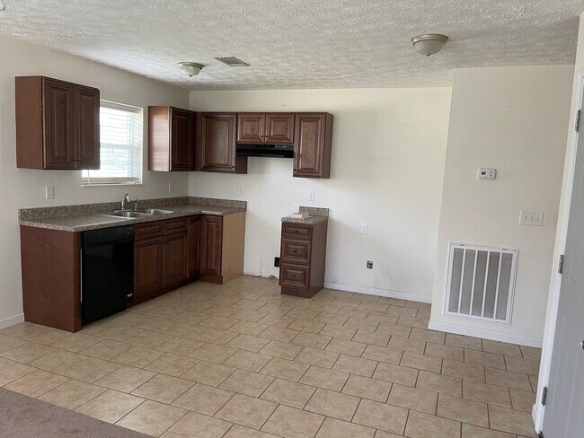 Building Photo - 1706 Watauga St